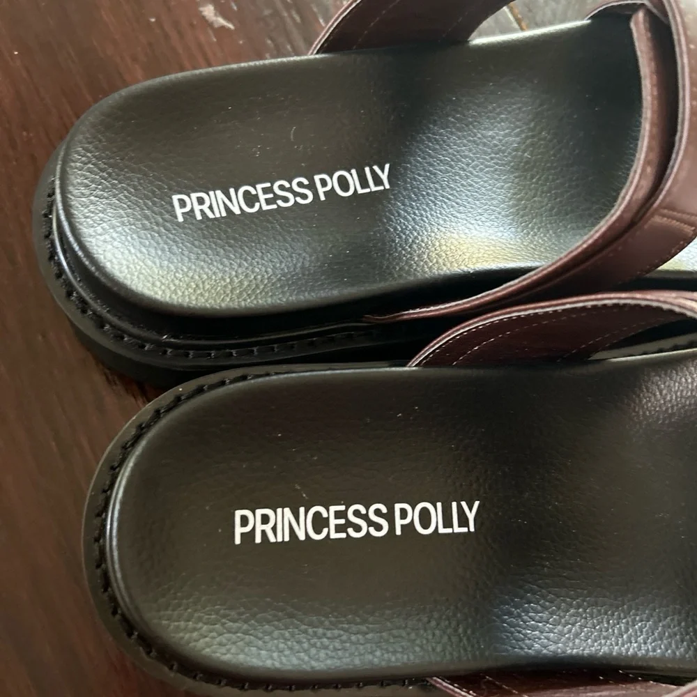 Princess Polly‎ Brown Sandals with Gold Accents adjustable straps size 10